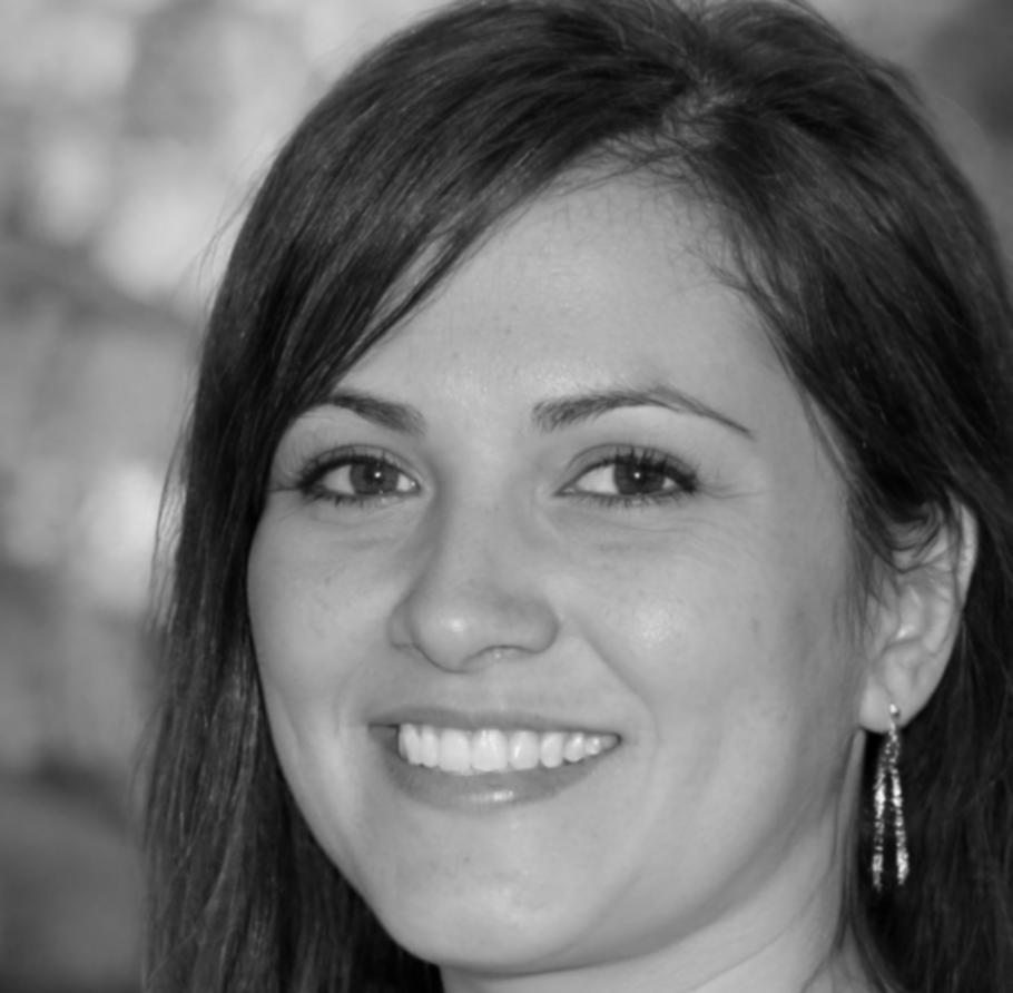 Emma Rodriguez - Portfolio Management Expert